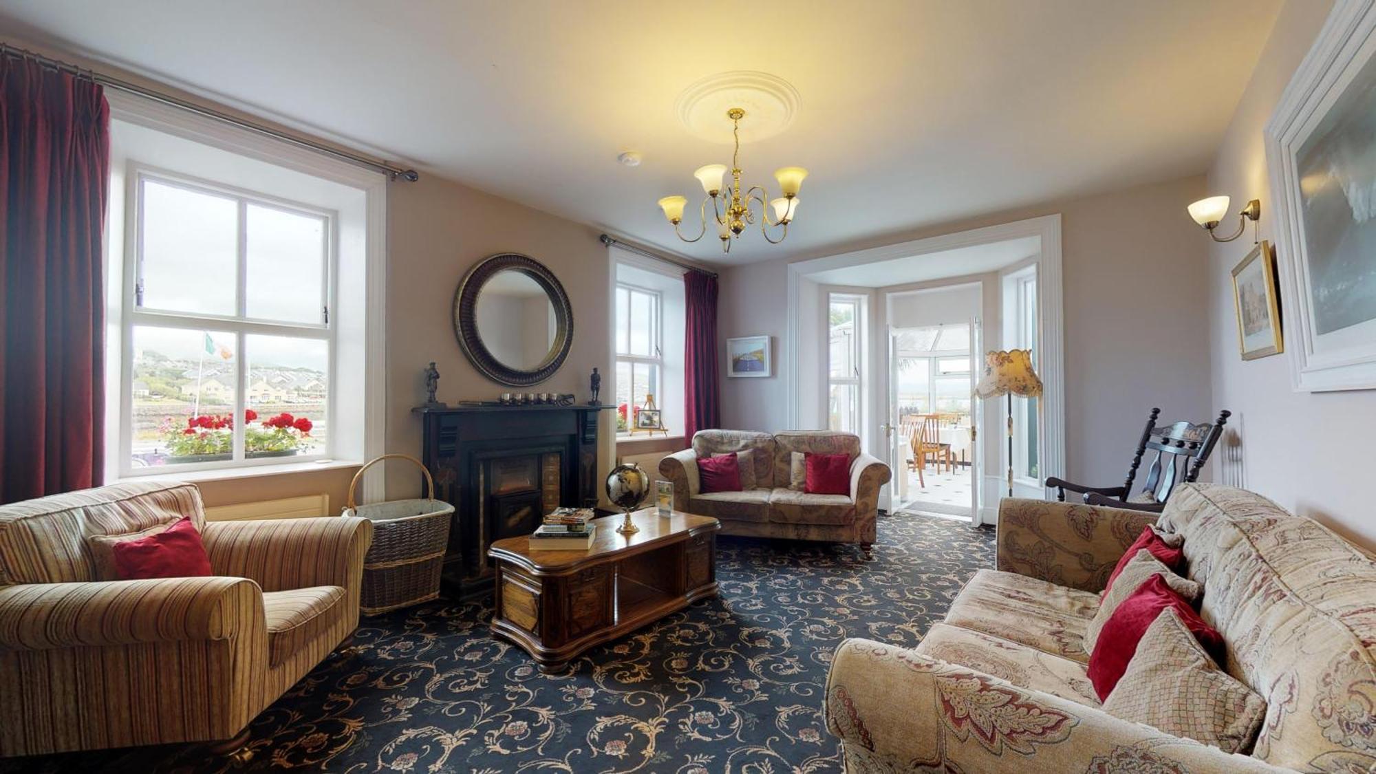 Milltown House Dingle Hotell Exteriör bild